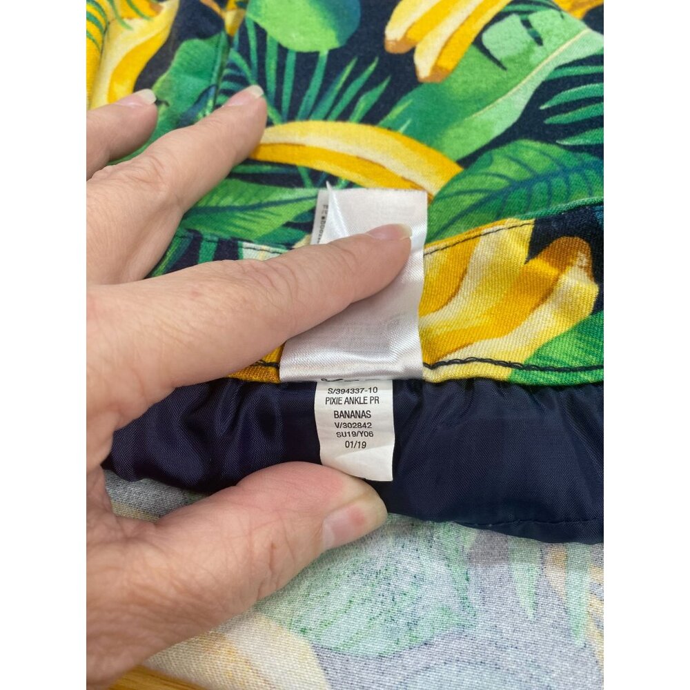 Old Navy Women's Size 18  Banana Lime Tropical Pixie Ankle Pants - Picture 13 of 13